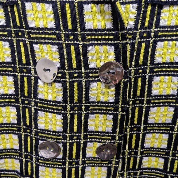 Neera 20:52 | Knit double breasted blazer in yellow check - Picture 4 of 9